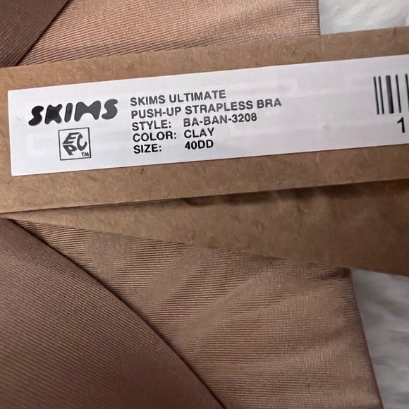 SKIMS Women's Ultimate Push-Up Strapless Bra Clay Tan BA-BAN-3208 40DD NEW - Picture 8 of 11